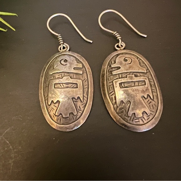 Vintage Hopi-Style Sterling Silver Overlay Pierced Earrings - Picture 2 of 6